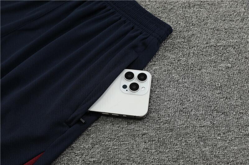 2025/2026 England Black Half Zip Training Kit -  (Adult Kids Kit)