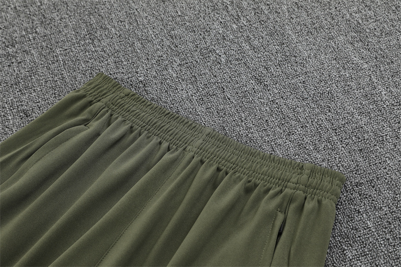 2025/2026 Real Madrid Adult Half Zip Training Kit (Adult Kit)