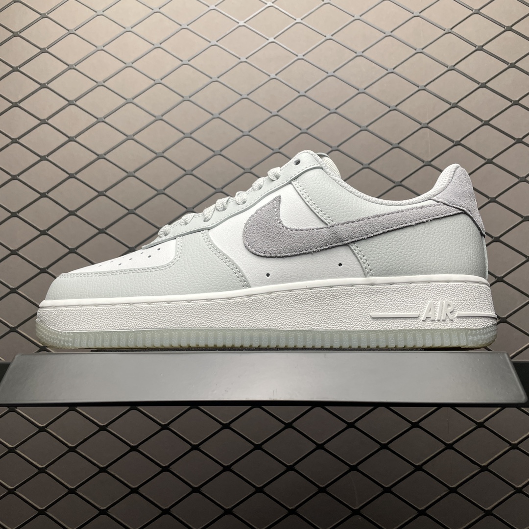 Nike Air Force 1 Low