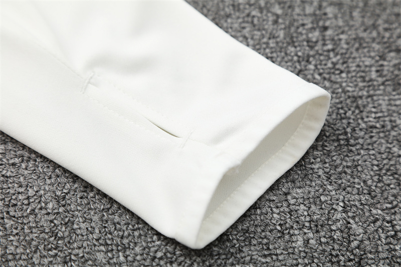 2025/2026 Liverpool Light Gray Adult Half Zip Training Suit (Adult Kit)