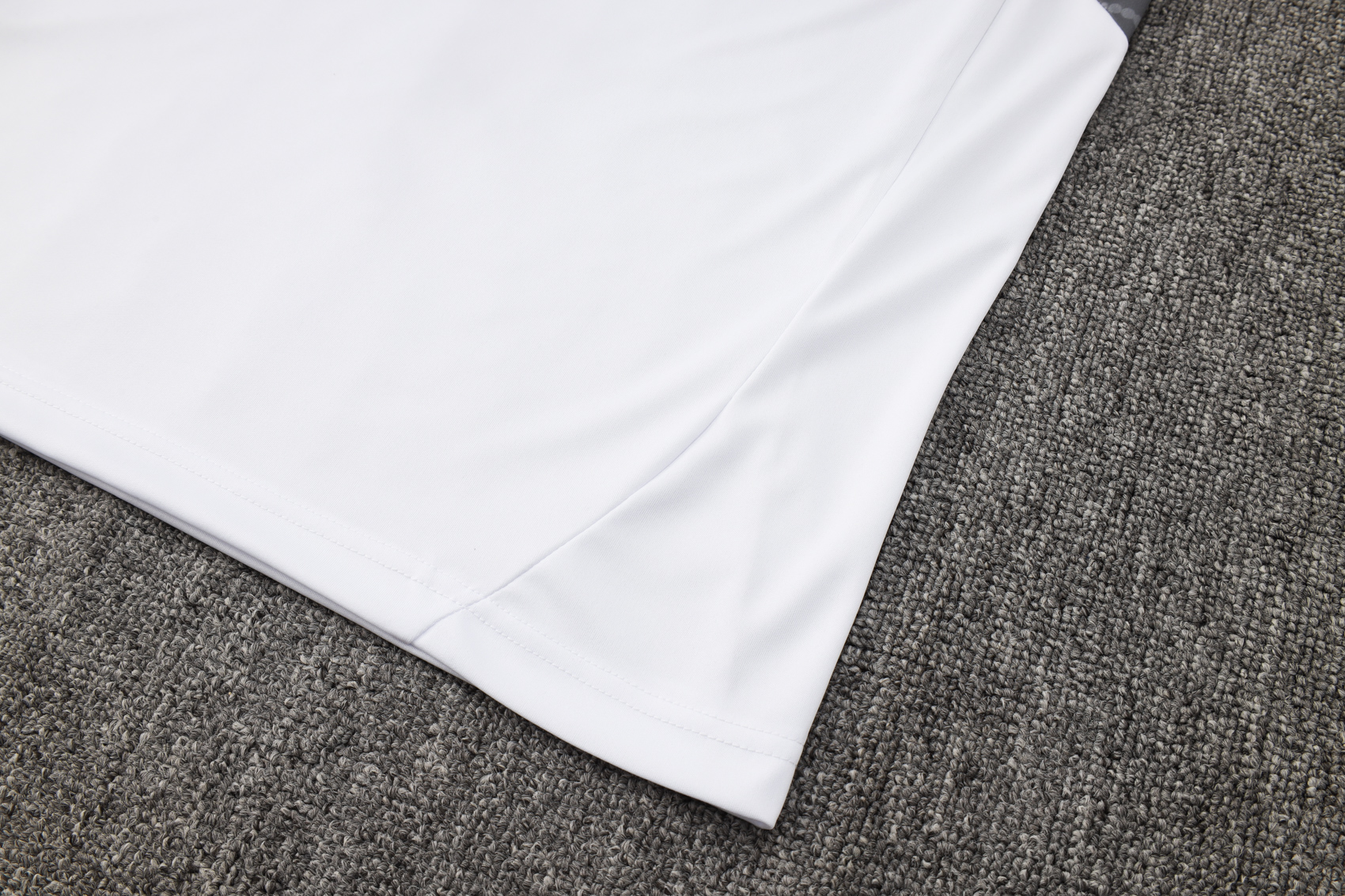 2024/2025 Real Madrid white adult vest training suit (Adult Kit)