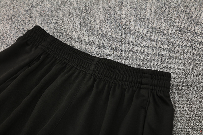 25/26 Liverpool red Half Zip Training Kit (Adult Kids Kit)