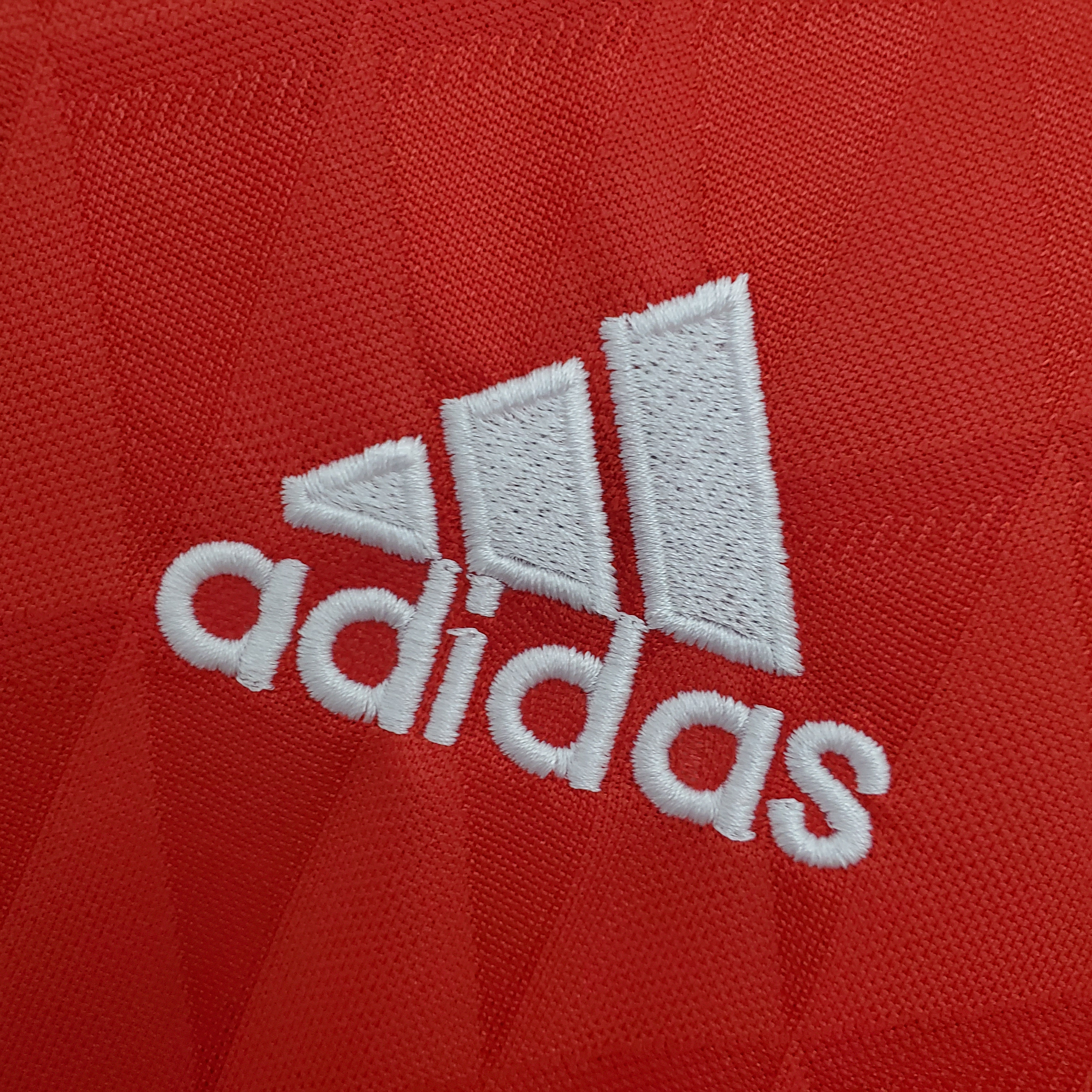 2010/2011 Liverpool Retro Home Football Shirt