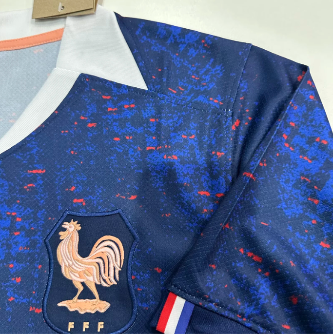 25/26 France Home Football Shirt (Fan Edition)