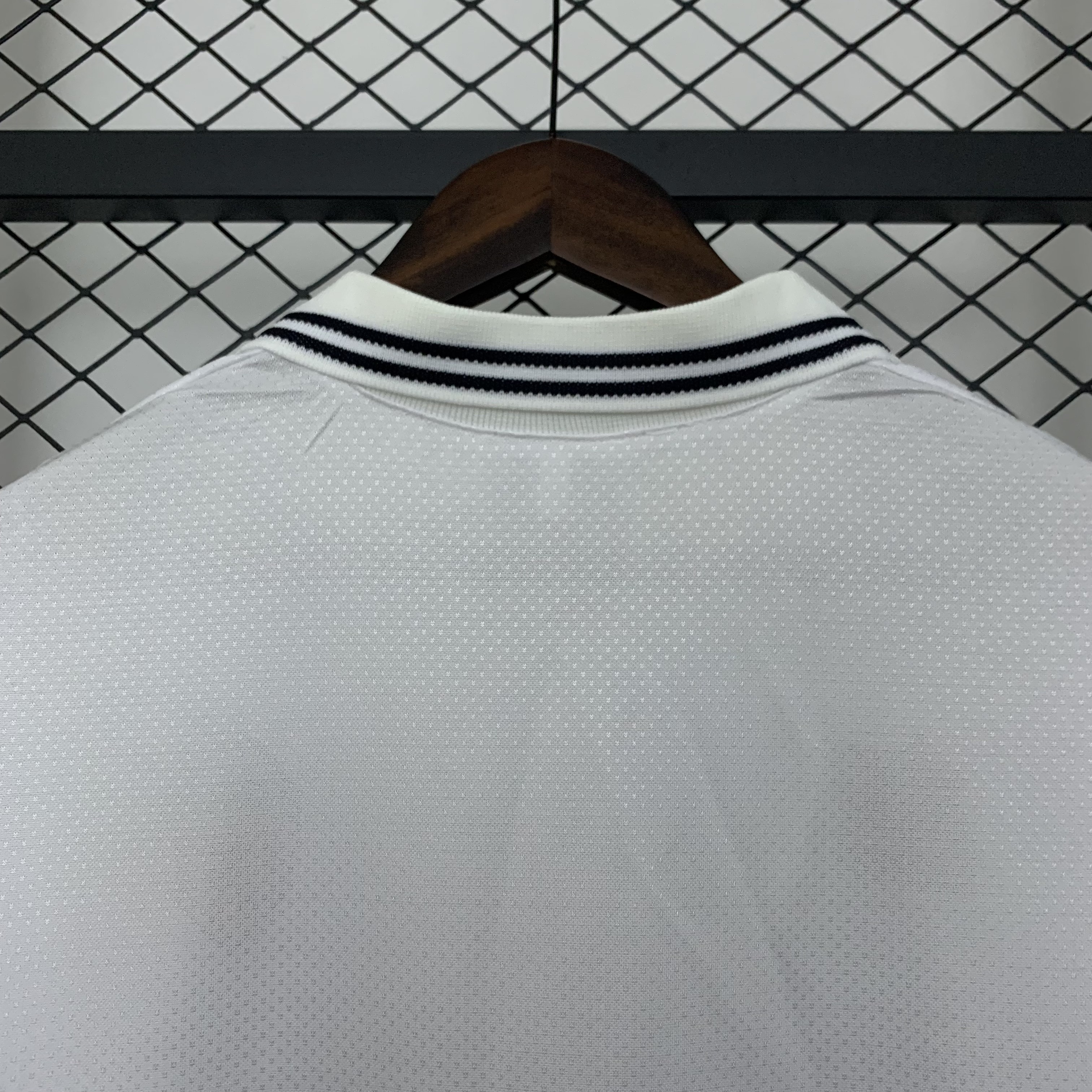 1999/2000 Valencia Home Retro Football Shirt