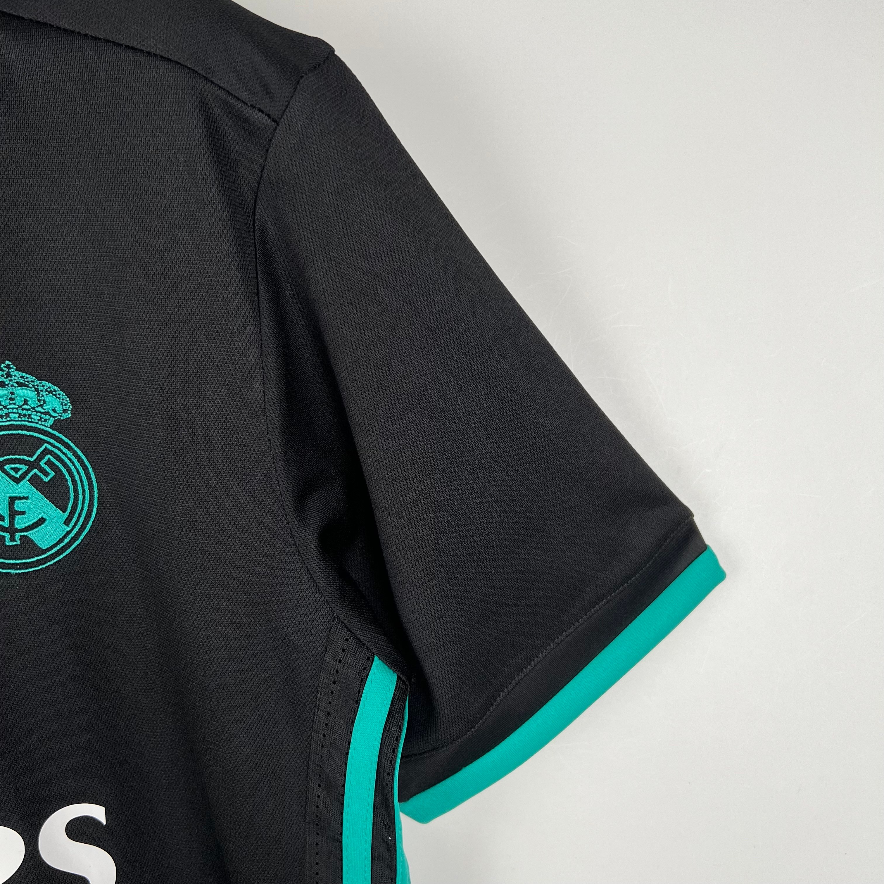 2017/2018 Real Madrid Away Retro Football Shirt