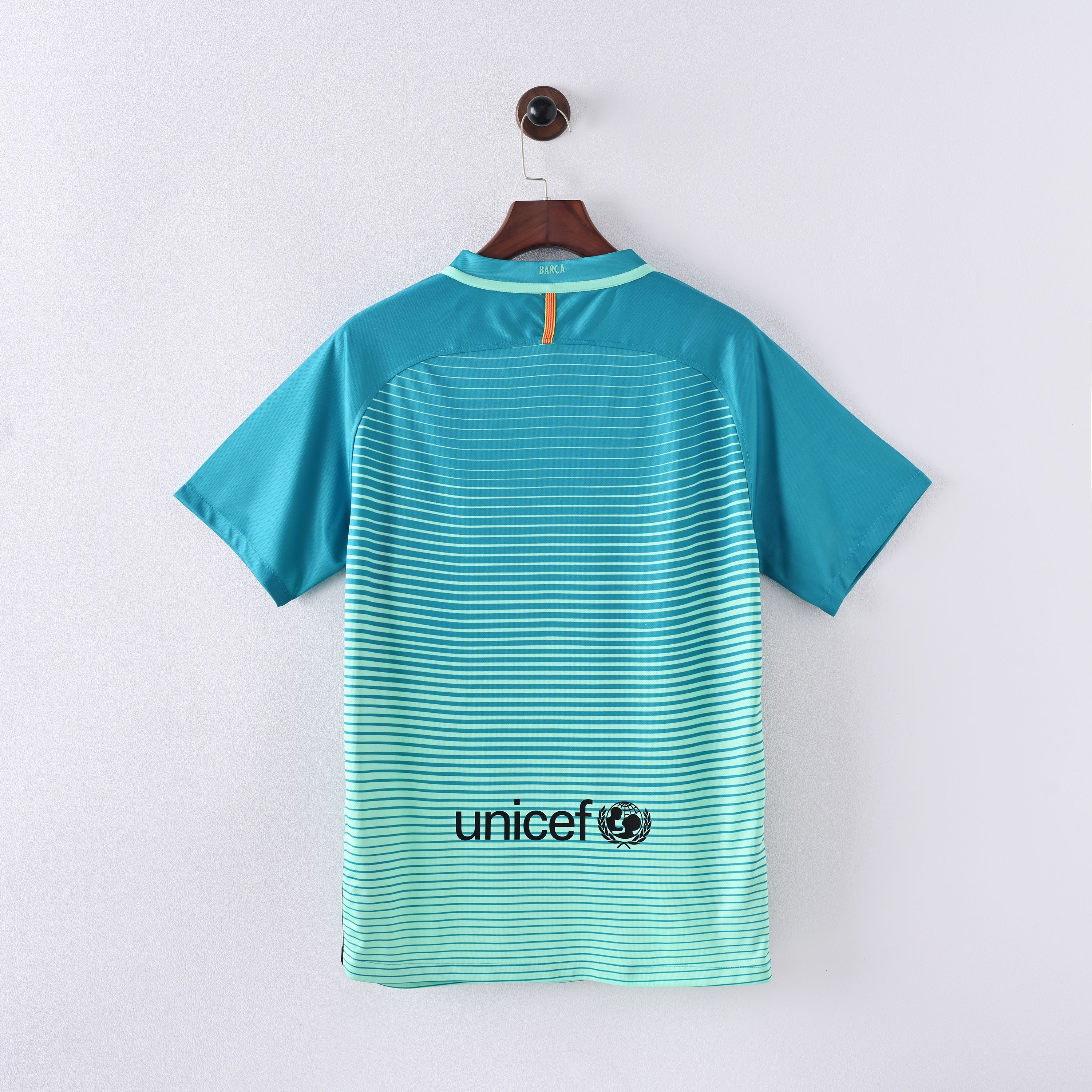 2016/2017 Barcelona Away Retro Football Shirt