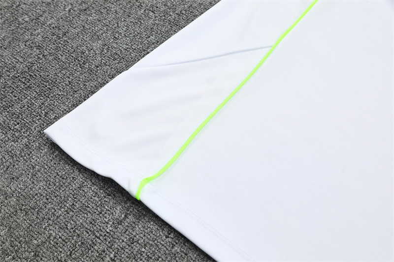 2024/2025 Real Madrid White Adult Half Zip Training Kit (Adult Kit)