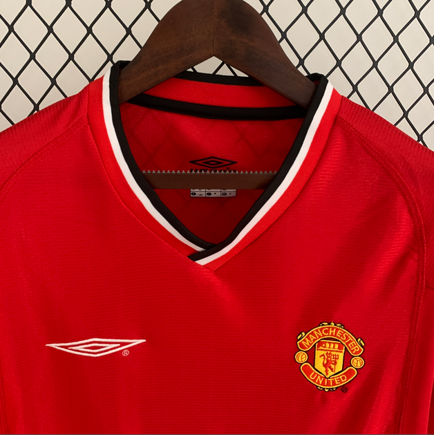 00/02 Manchester United  Home  Retro football  soccer  jersey