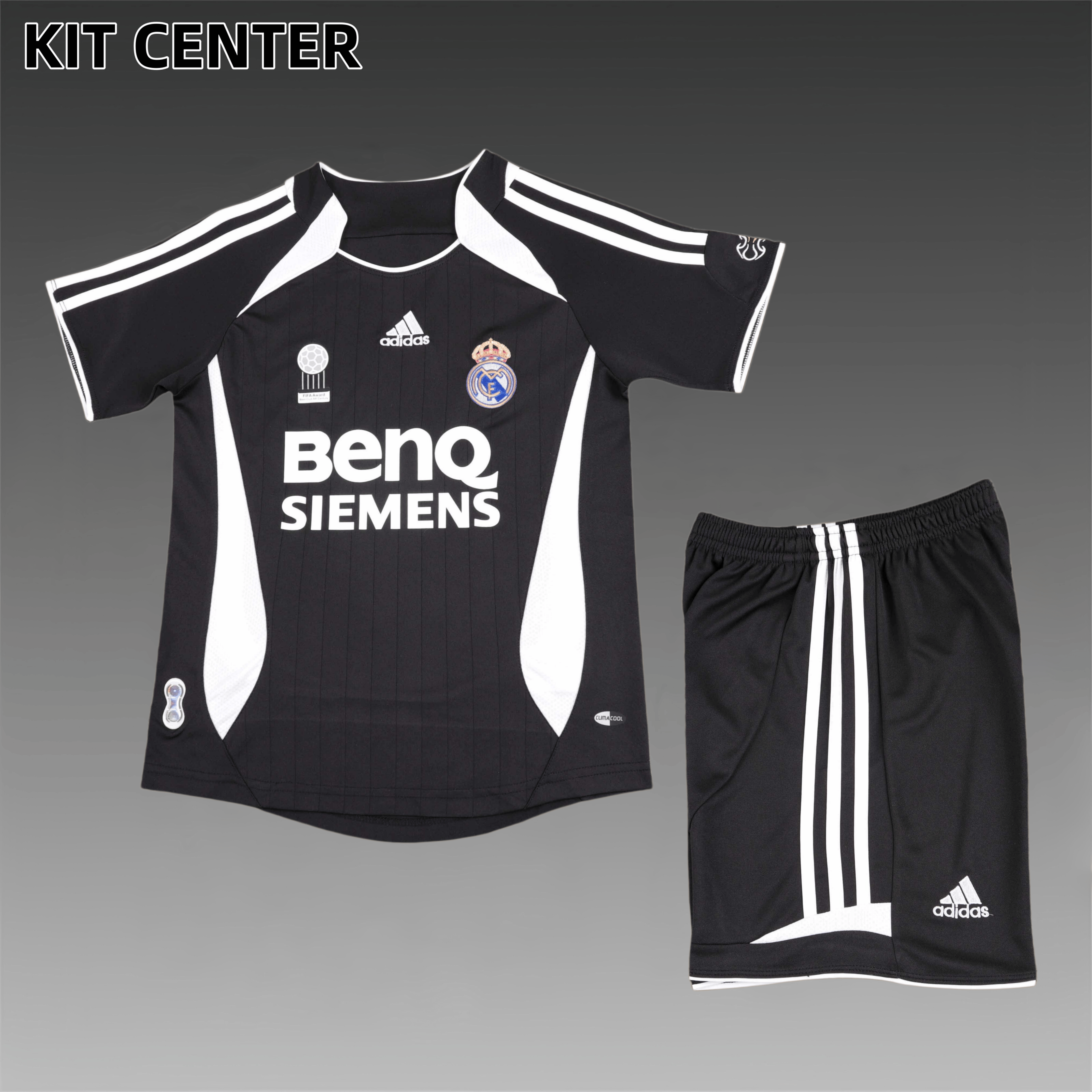 2006/2007 Real Madrid Third Away Retro Kids Set