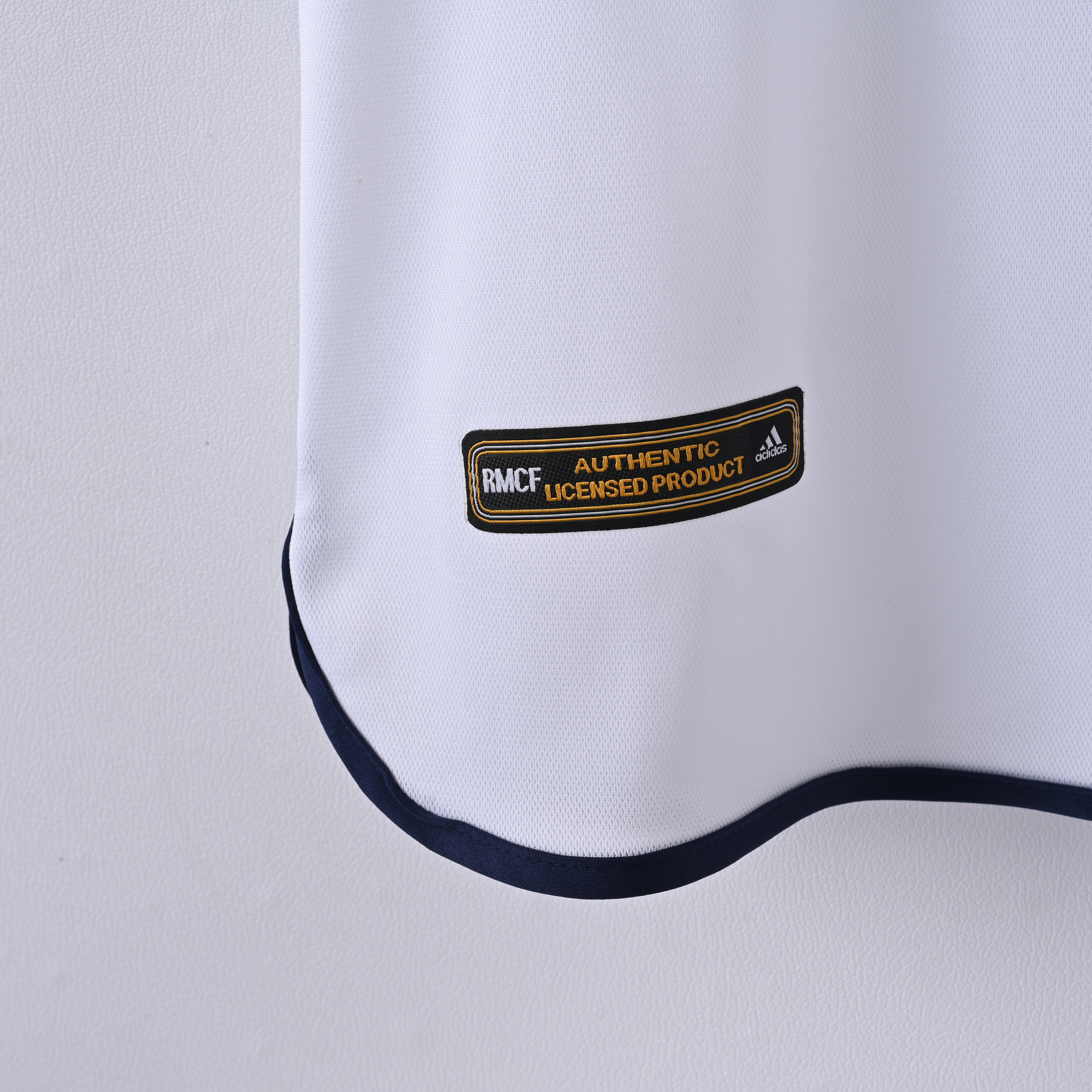 2000/2001 Real Madrid Home Retro Football Shirt