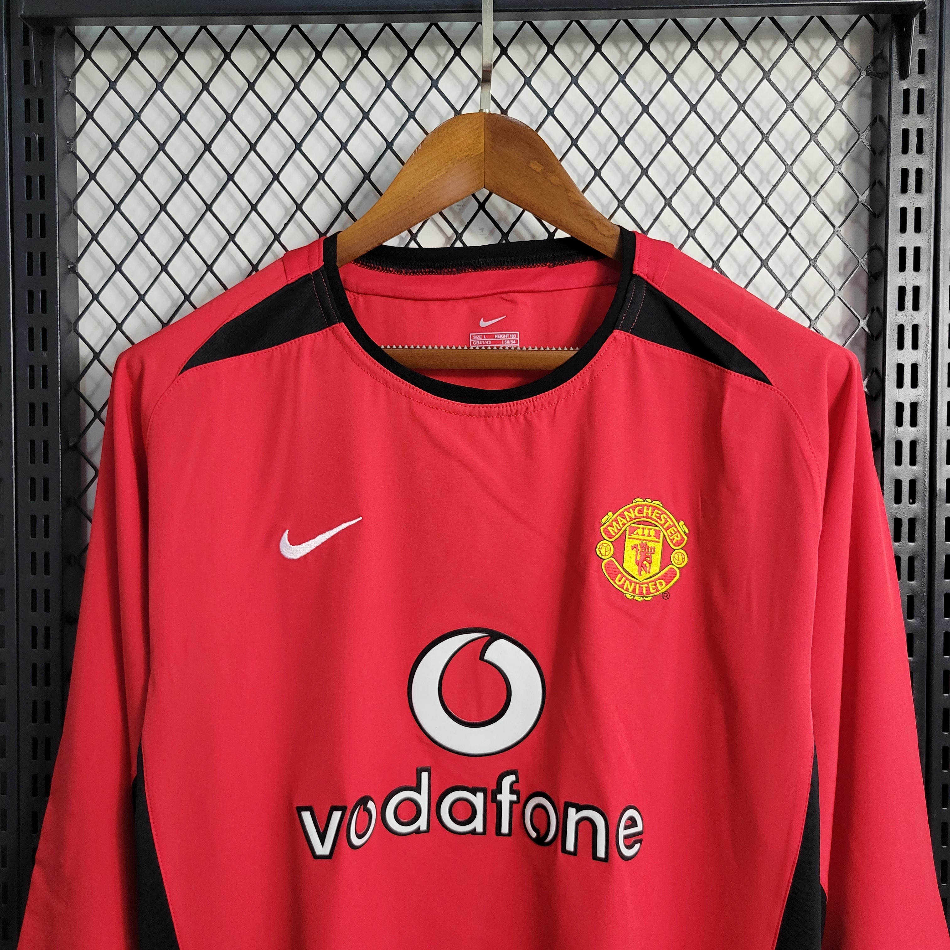 02/04 Manchester United home long sleeved retro football jersey