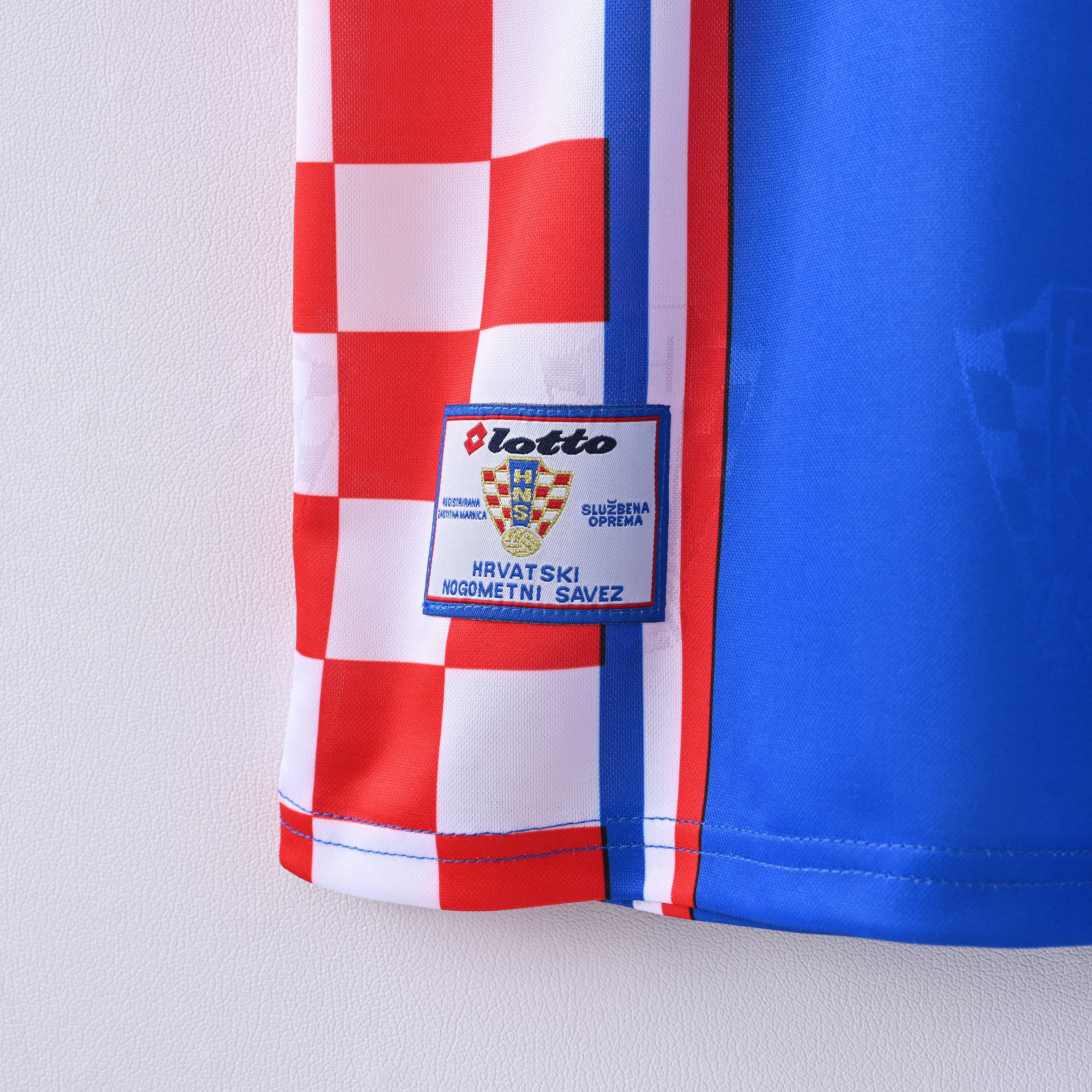 1998 Croatia away football shirt（Retro）