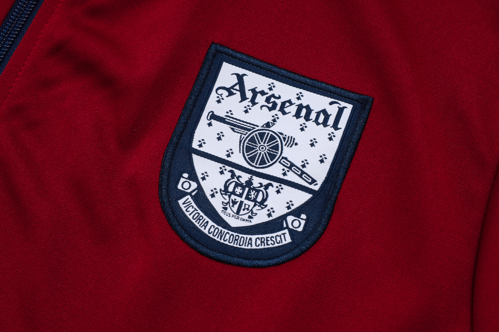 2025/2026 Arsenal Burgundy Adult Full Zip Training Suit (Adult Kit)