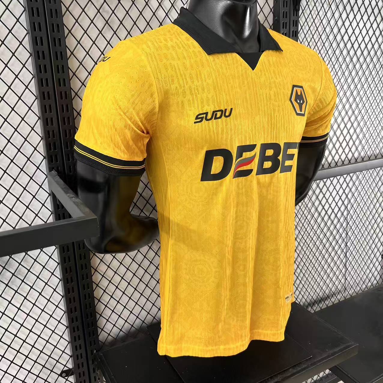 2025/2026 Wolves Home Football Shirt (Player Edition)