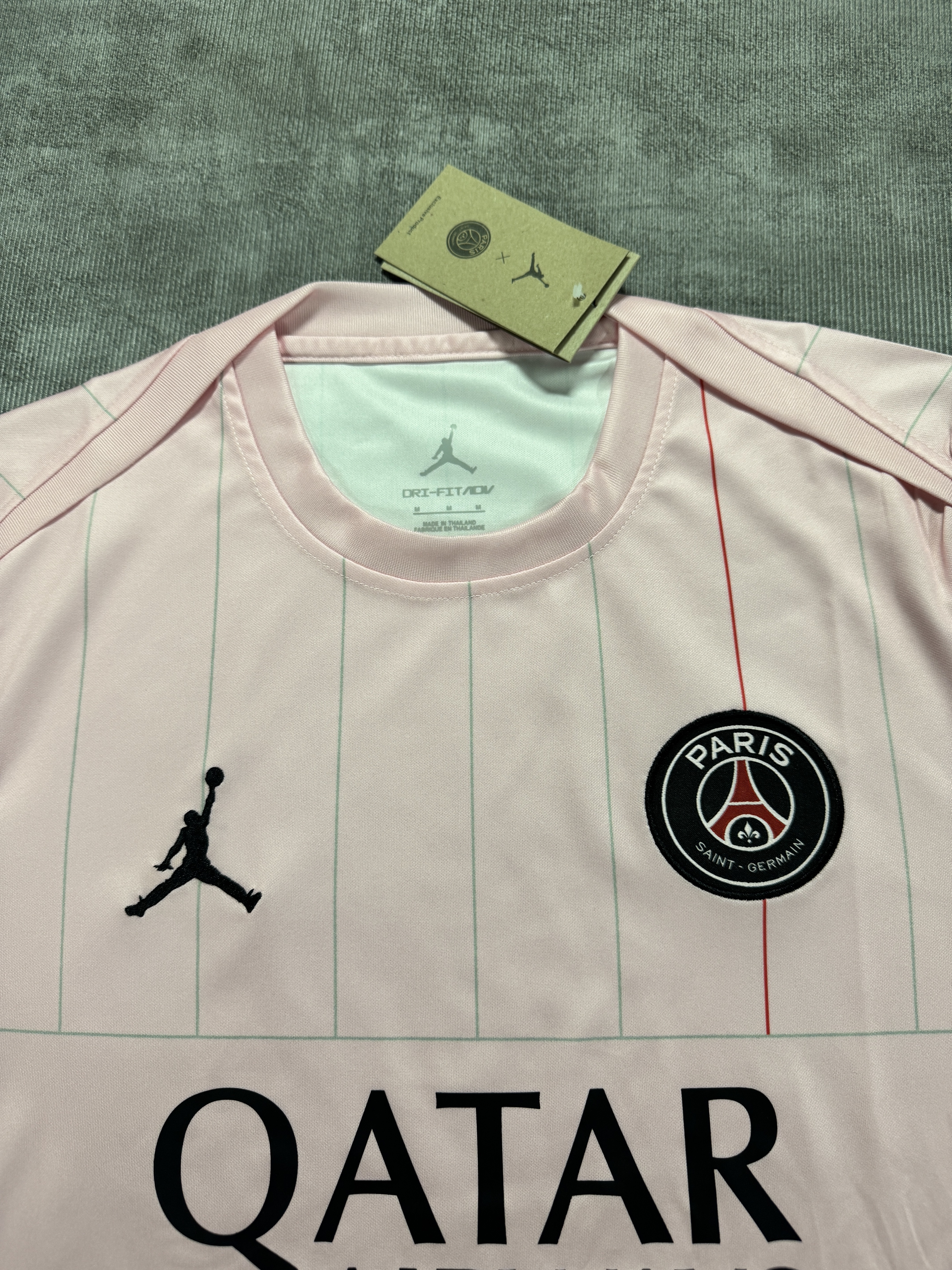 2025/2026 Paris Saint-Germain Pre-match Training Football Jersey (Fan Edition)