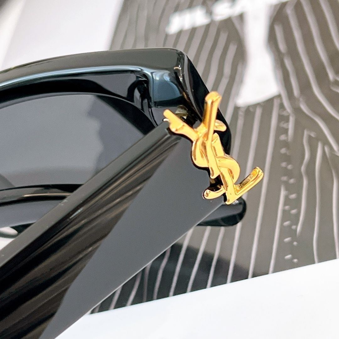 Sunglasses with the Box, SY25 024 025 - qinlai888