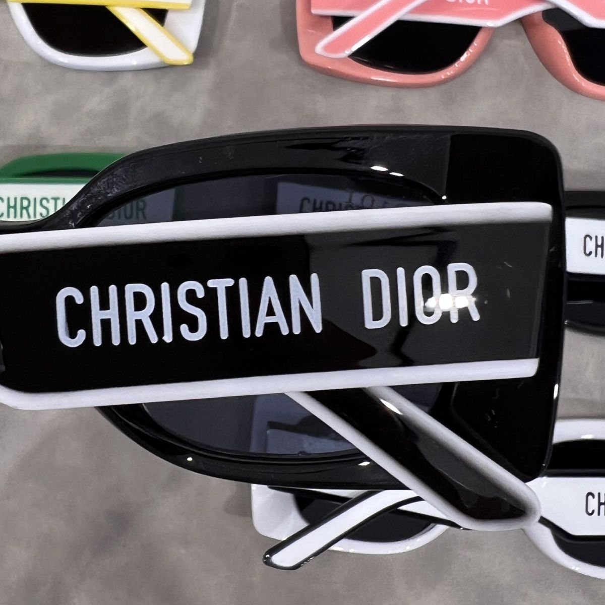 Sunglasses with the Box, SD25-7784 722 723 724 725 726 727 - qinlai888