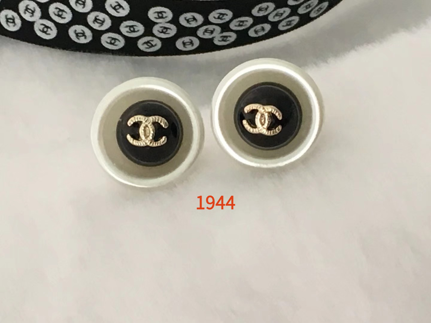 Earrings jewelry,no box,JC18 1944 1945 - qinlai888