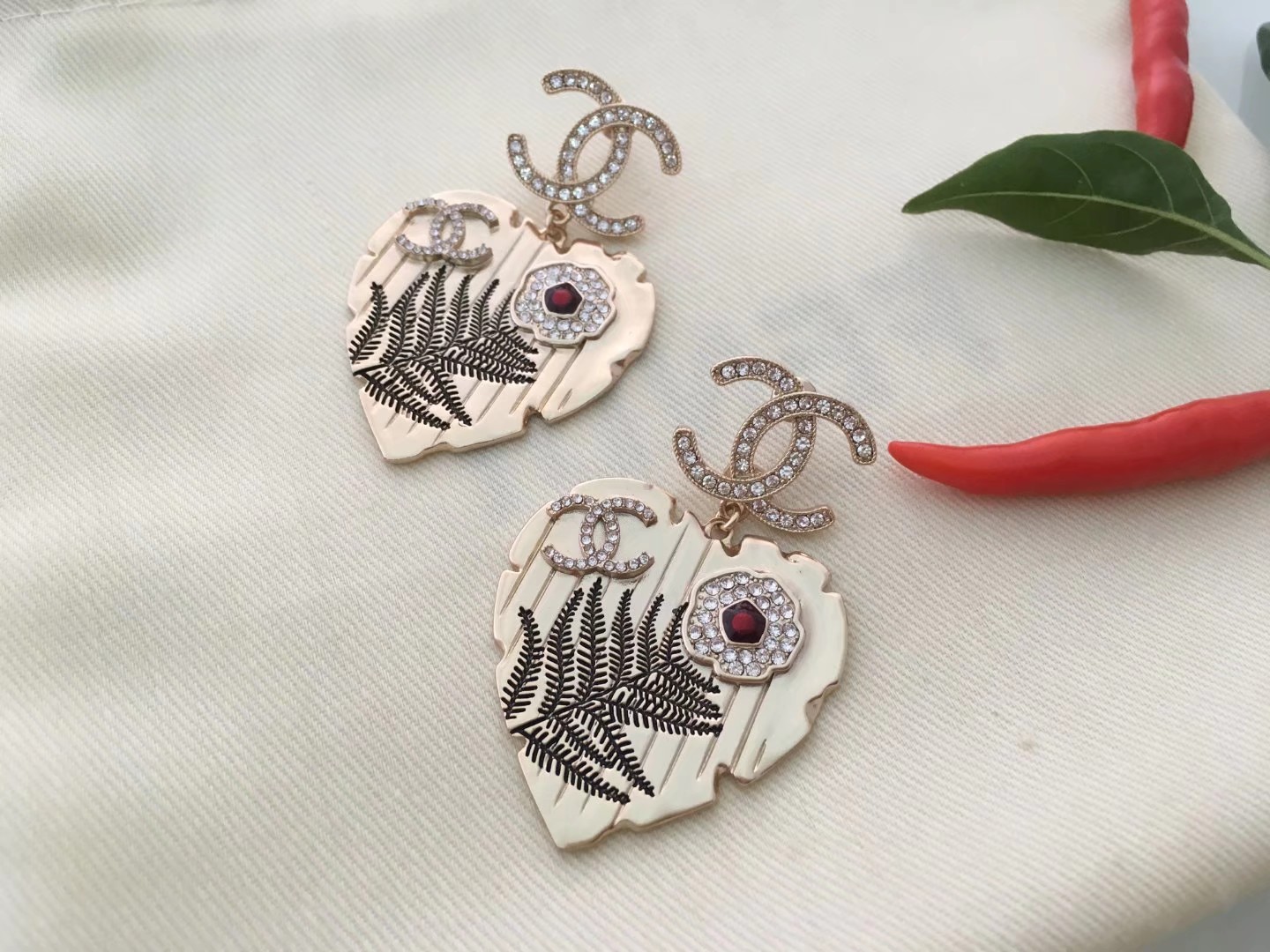 Earrings jewelry,no box,JC26 2157 - qinlai888