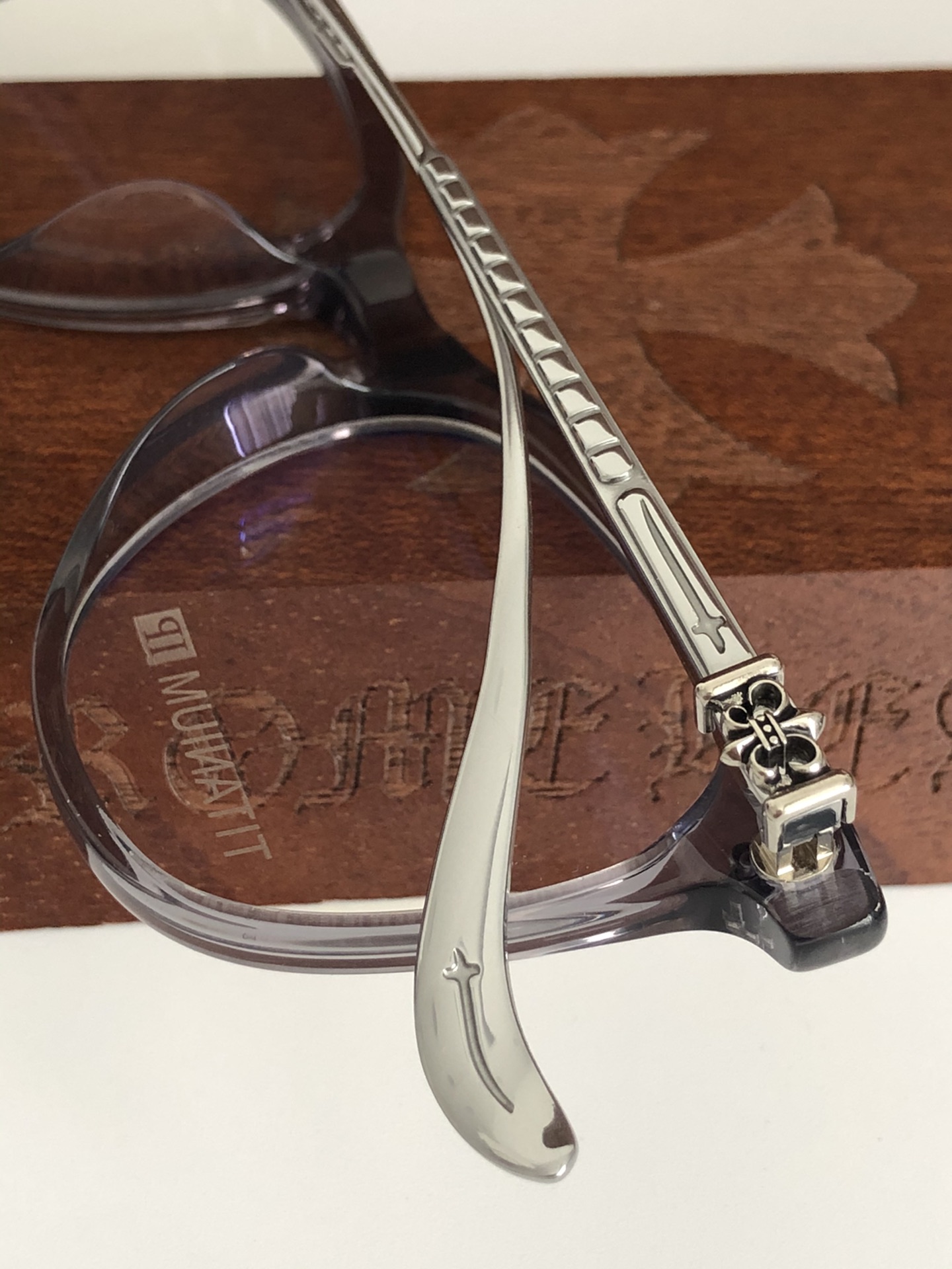 Other Sunglasses with the Box, S45 - qinlai888