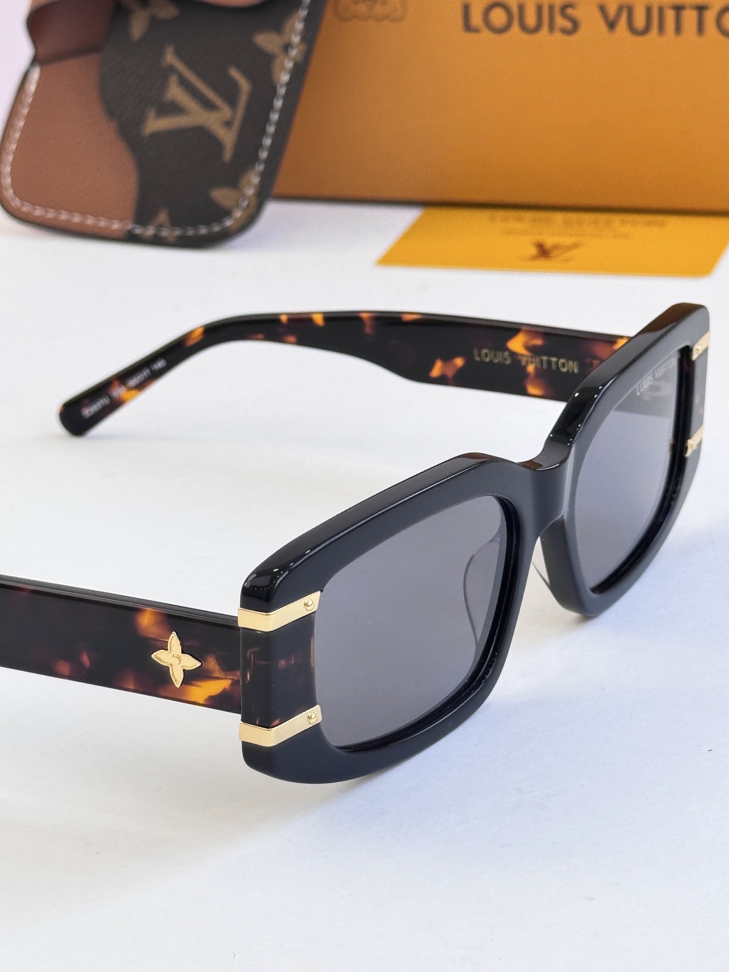 Sunglasses with the Box,2937U,SL53 1419 1420 1421 1422 1423 1424 - qinlai888