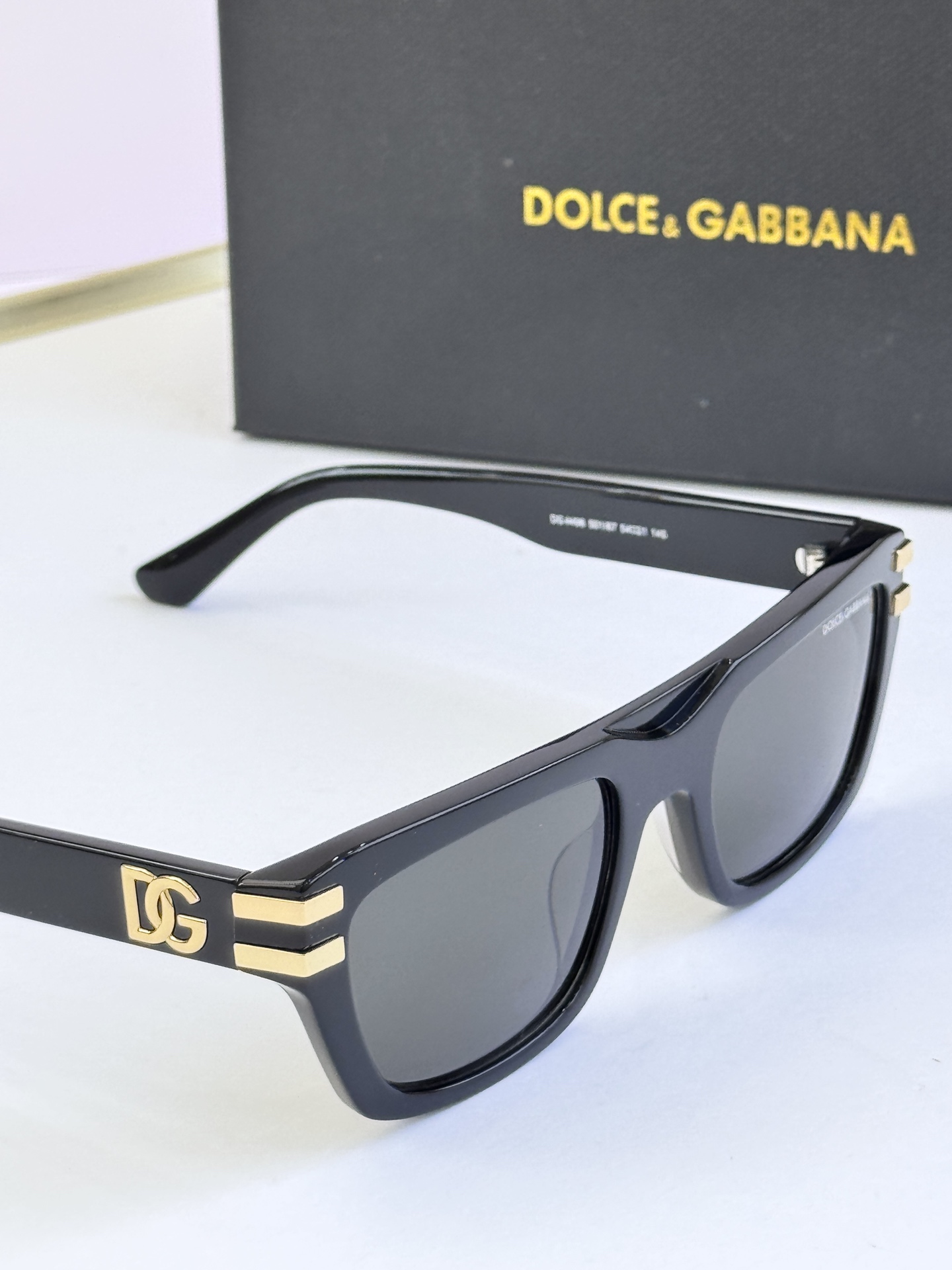 Sunglasses with the Box, 4496, S*D52 1602 1603 1604 1605 1606 1607 - qinlai888