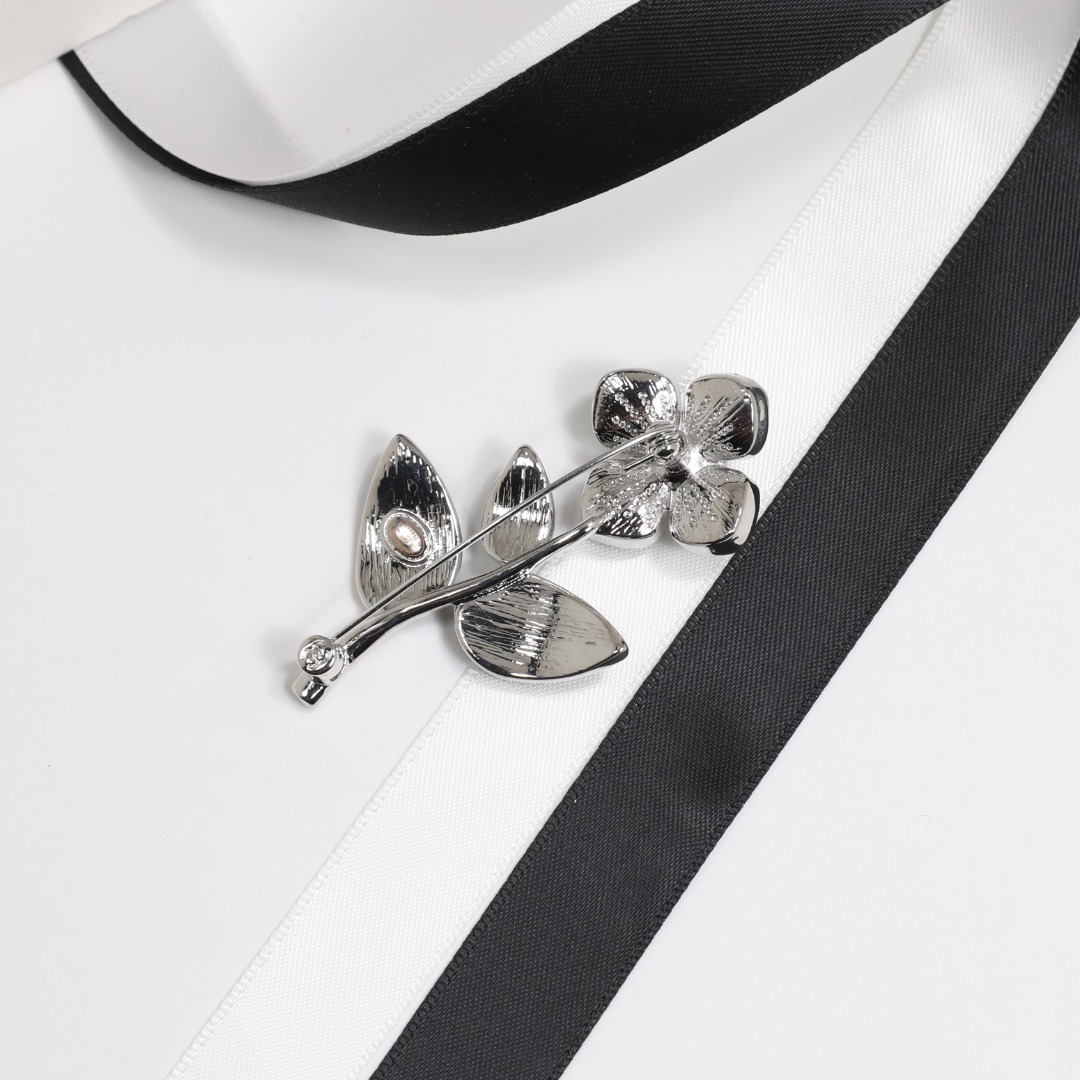 Brooch jewelry, no box, JC18 4136 - qinlai888