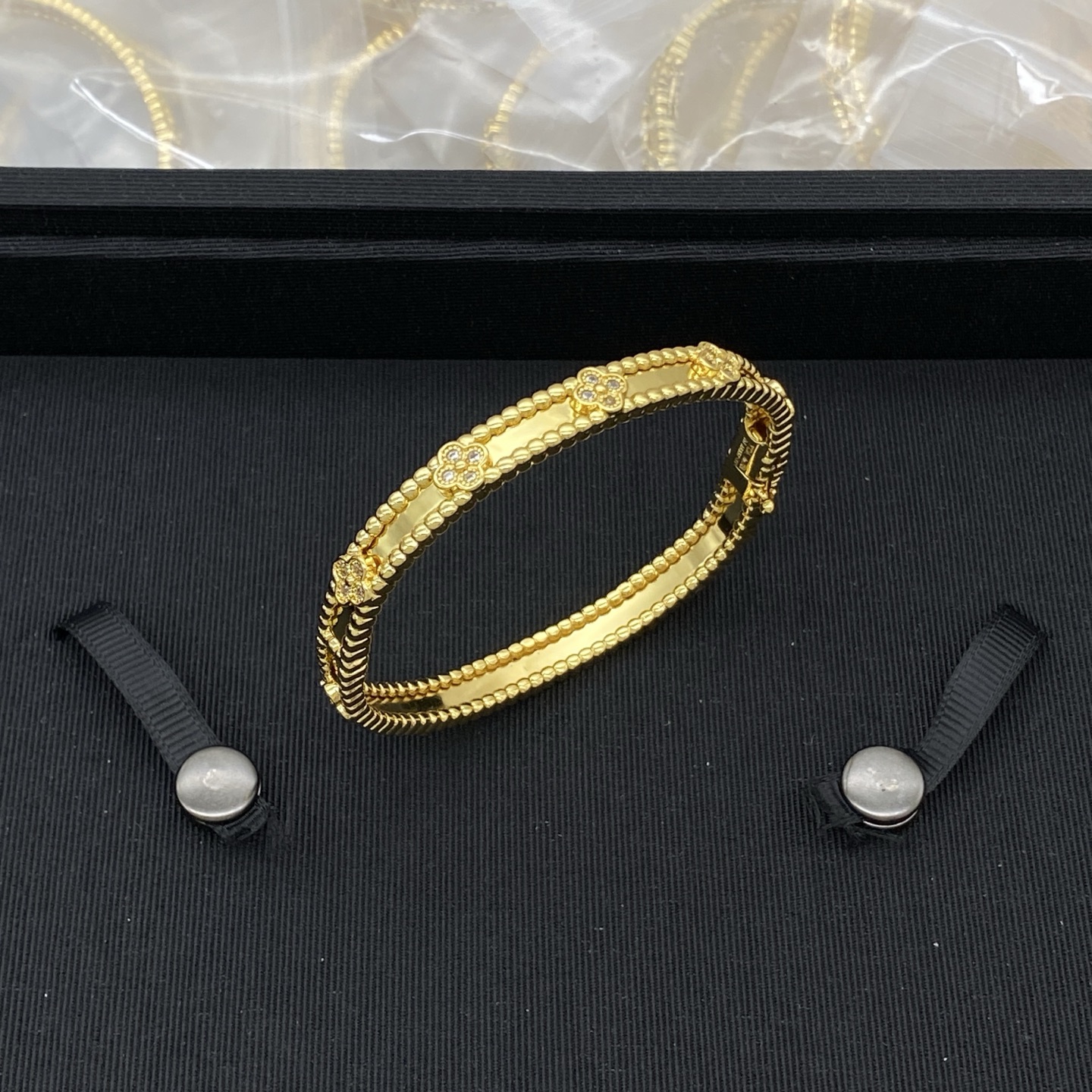 Bangle jewelry, no box, J*V21 4328 - qinlai888