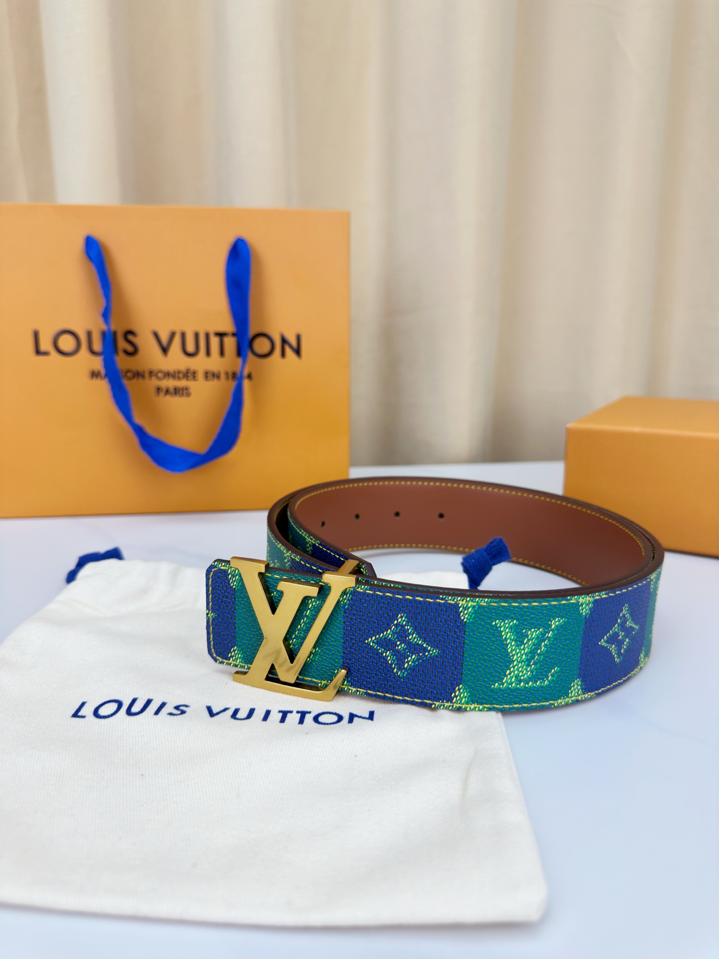 AAAA quality belt, without box, LB59 320 321 322 323 - qinlai888