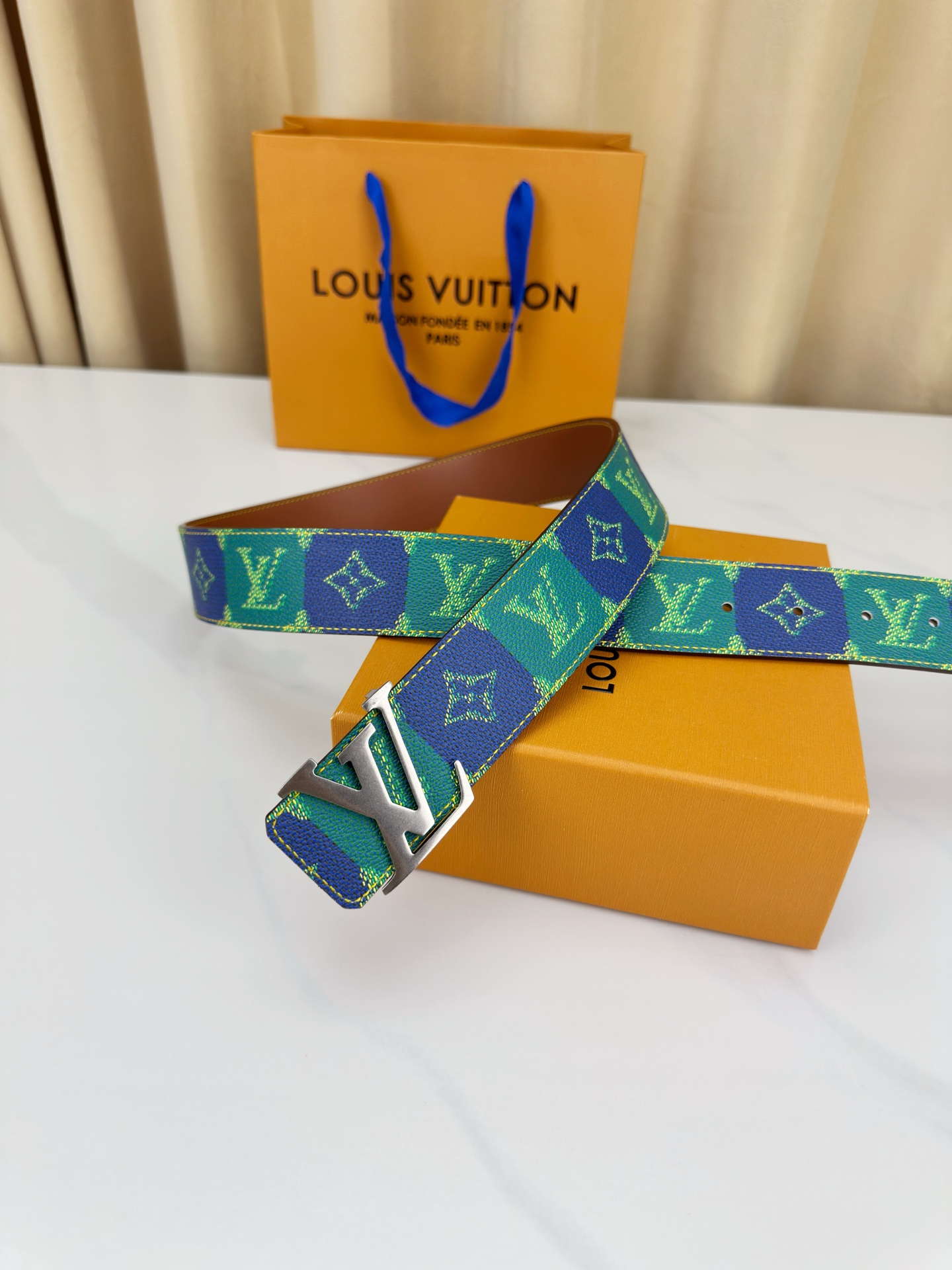 AAAA quality belt, without box, LB59 320 321 322 323 - qinlai888