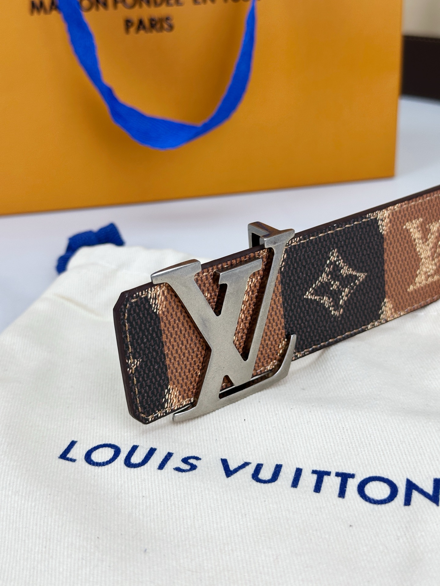 AAAA quality belt, without box, LB59 320 321 322 323 - qinlai888