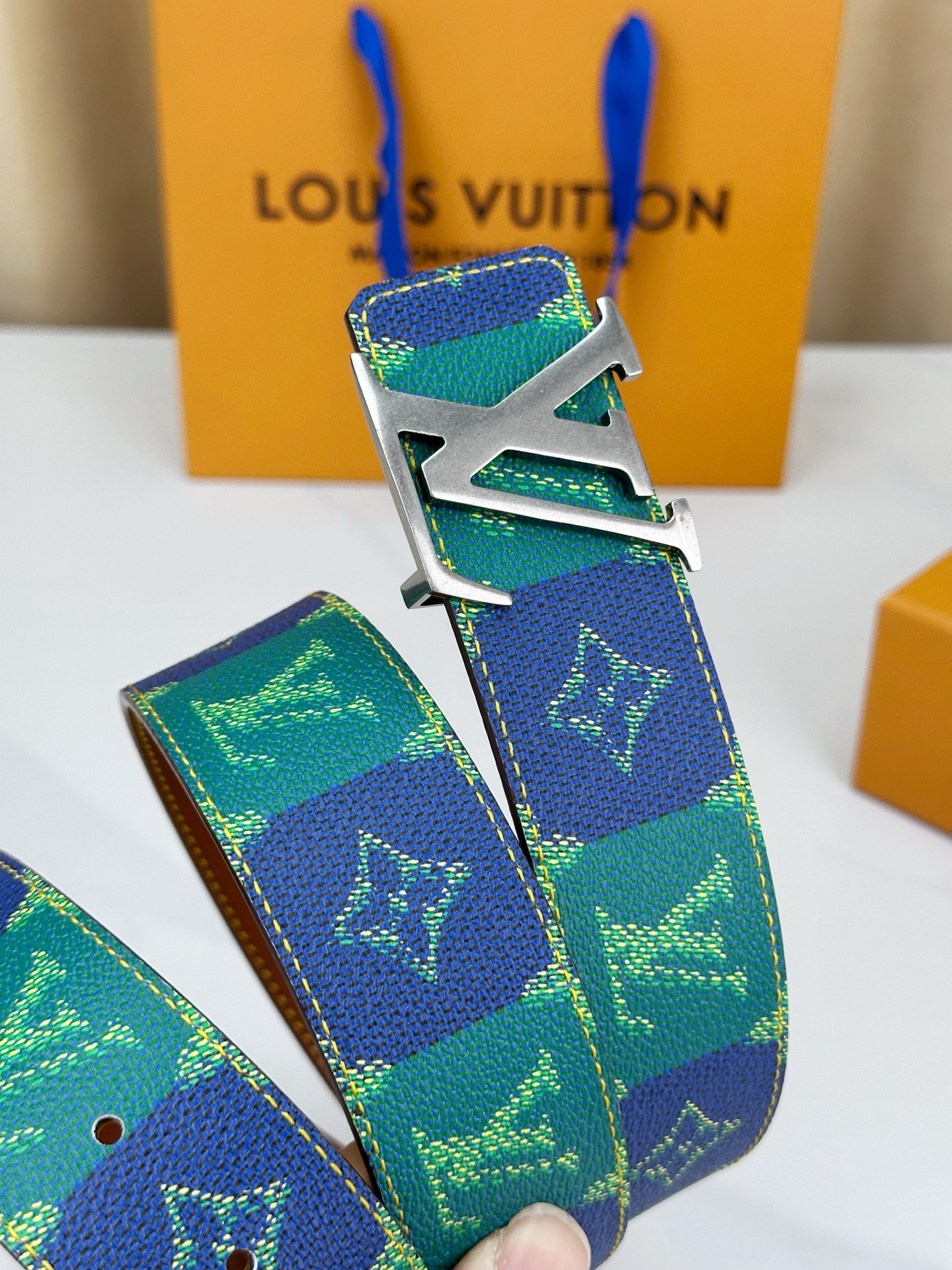 AAAA quality belt, without box, LB59 320 321 322 323 - qinlai888