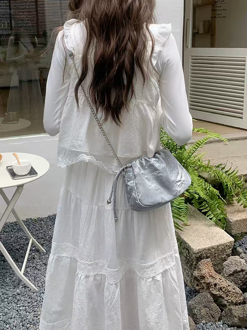 2025 New Traditional Chinese Patterned Ruffled Chain Cloud-shaped Bag - A Unique Commuting Shoulder Bag for Small Women Suitable for Summer Use