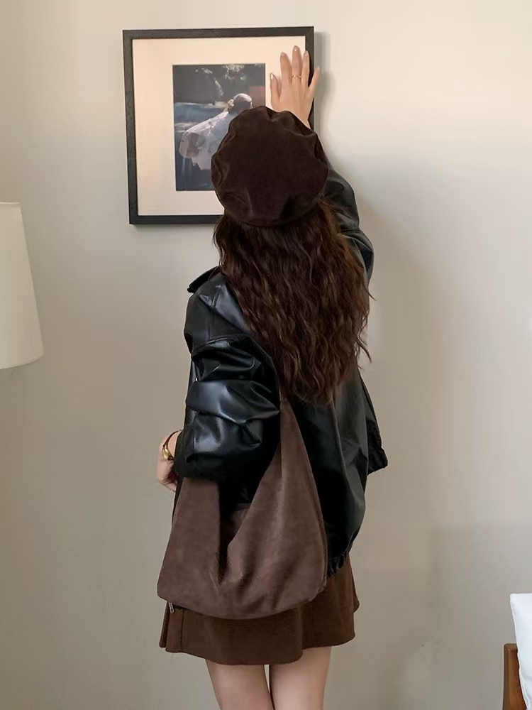 Korean version of suede fabric shoulder bag for women, 2025 new style, suitable for all seasons, versatile cross-body bag, retro large capacity, for daily commuting tote bag