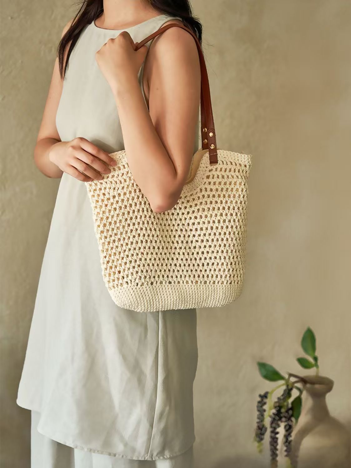 Handmade woven large-capacity laid-back style tote bag, four-season model, versatile and casual bag