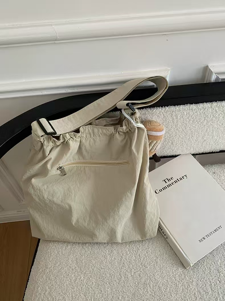 Leisure large bag for women, 2025 new style, fashionable fabric bag, crossbody bag with large capacity, commuting shoulder bag