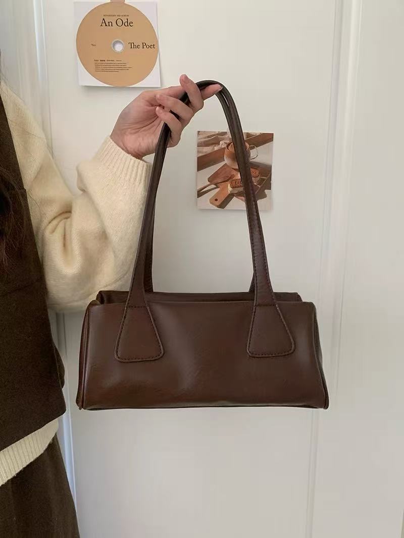 Women's bag - 2025 Autumn/Winter Korean-style retro underarm bag for classic casual commuting and shoulder carrying.