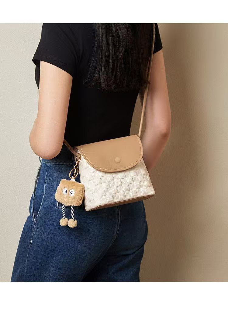 2025 model high-quality mobile phone case - mini cute handbag, small niche crossbody bag, small square bag