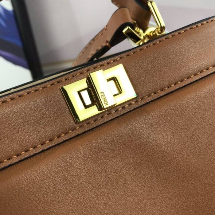 FENDI PeekaboolseeuPetite 0778 Brown size: 20*15.5*11CM