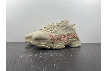 Balenciaga Triple S SNEAKER