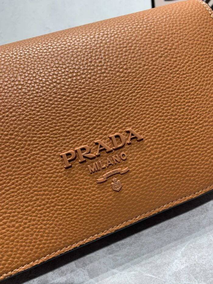 Prada renovate shoulder bag brown 55139 Size:24*15*10.5cm