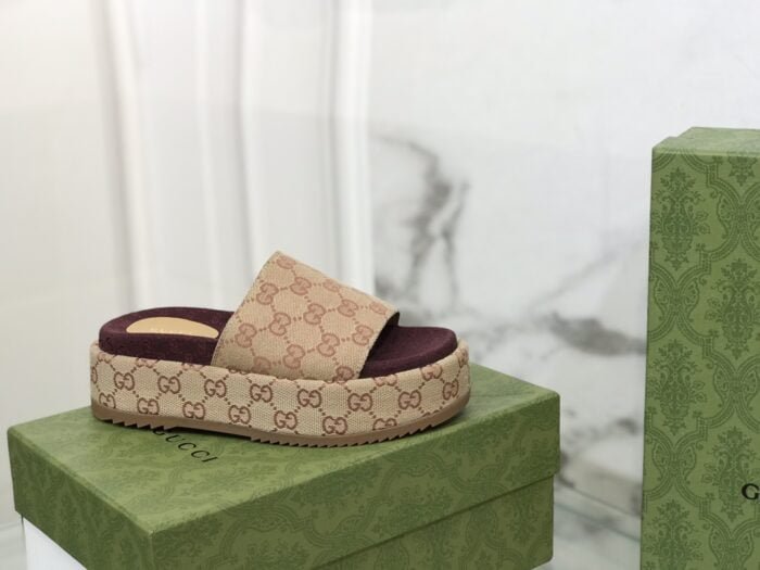 Gucci Electric embroidered platform slippers Size:35-43 note shoes size when you fill shipping address