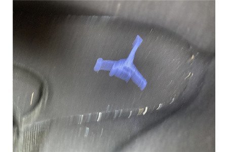 Air Jordan 1 Mid SE ?Game Royal?