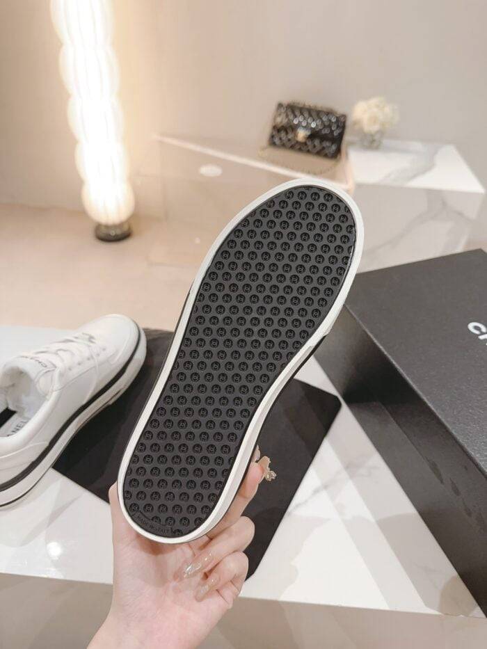 Chanel 23C Panda black and white pink sneakers Size: 35-40 note shoes size when you fill shipping address