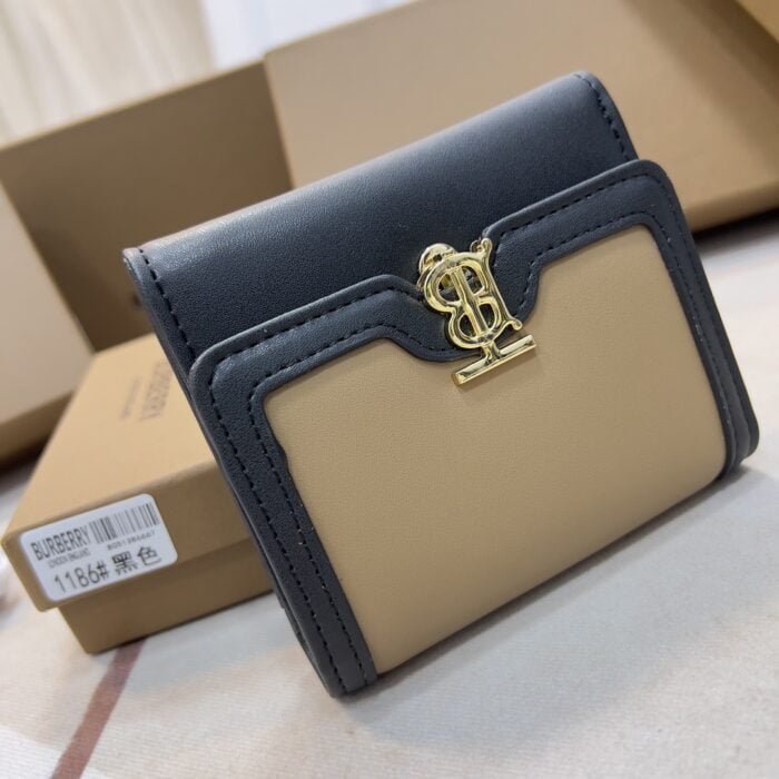 Burberry Vintage Folding clip wallet 1186 size: 8.5*4*9cm