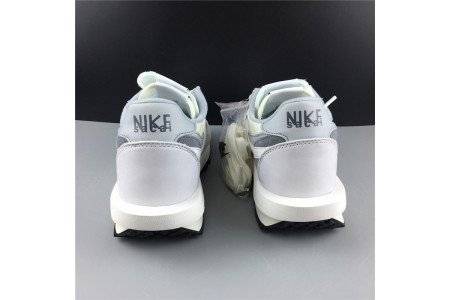 Nike LD Waffle sacai Summit White