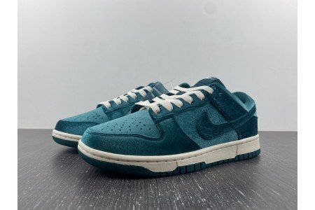 Nike Dunk Low Velvet Teal
