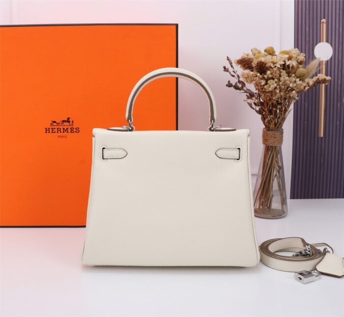 Hermès Kelly Togo Calf Sliver hardware Milkshake white size: 25Cm/ 28Cm
