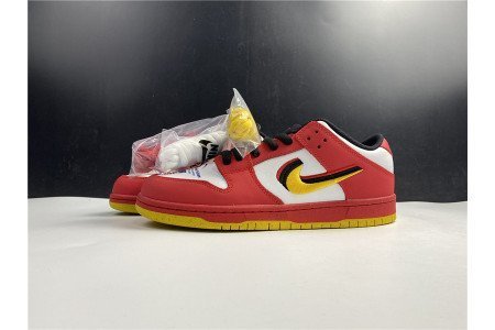 Nike SB Dunk Low